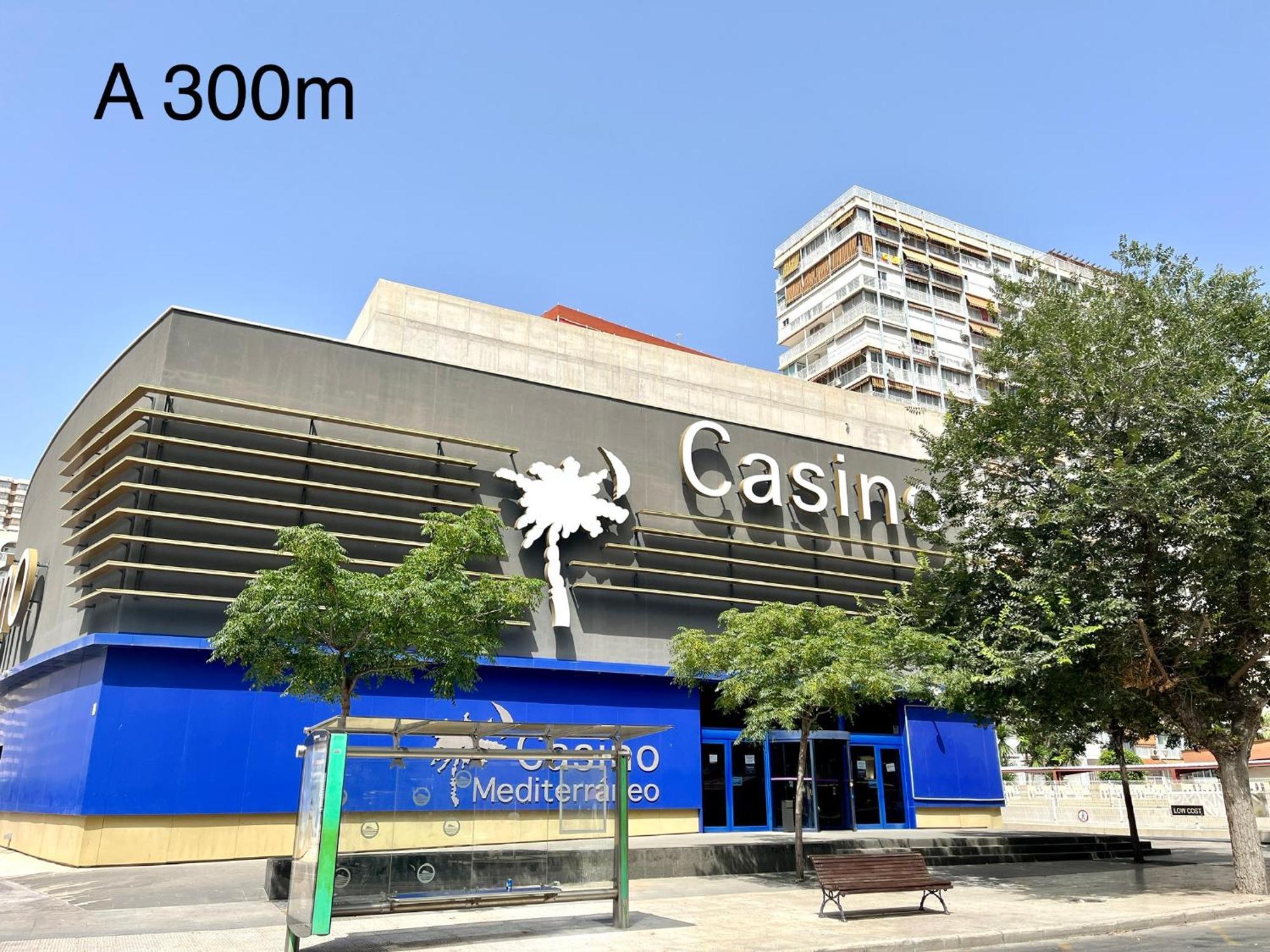 Апартаменты Ducado 13 Playa Бенидорм Экстерьер фото